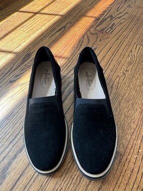 NWT! Clarks Black Suede Sharon Dolly loafers Slip-On
